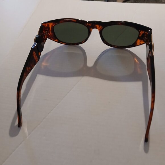Anne Klein Vintage Riviera Sunglasses Tortoise Shell Lion Logo - Picture 6 of 8